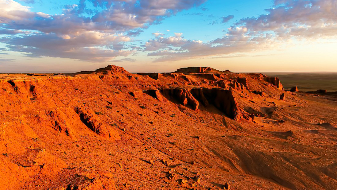 Flamingg cliffs or Bayan zag