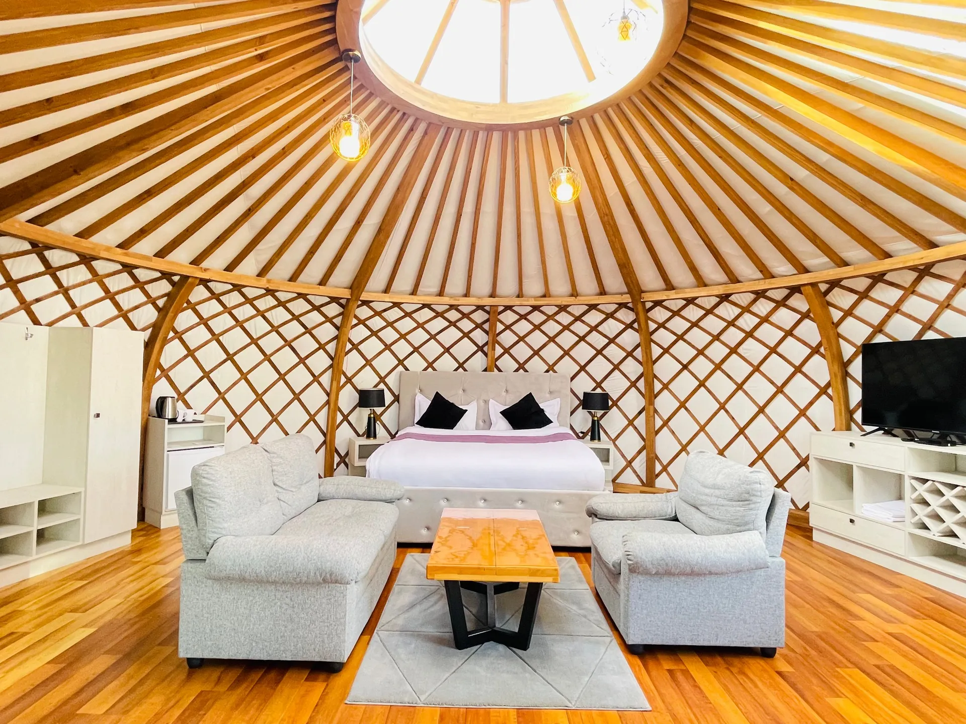 Private luxury Mongolia tour and premium ger camp experience