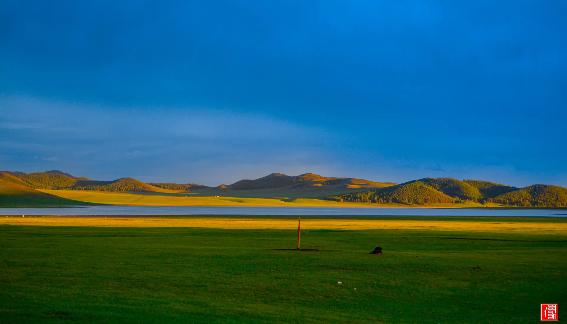Journey through Mongolia and the vast Mongolian steppe Journey through Mongolia and the vast Mongolian steppe